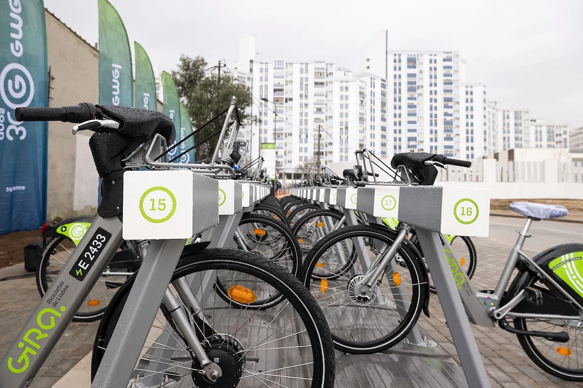 Rede de bicicletas partilhadas GIRA chegou à freguesia de Santa Clara